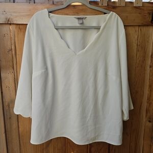 Off White Scalloped H&M Blouse